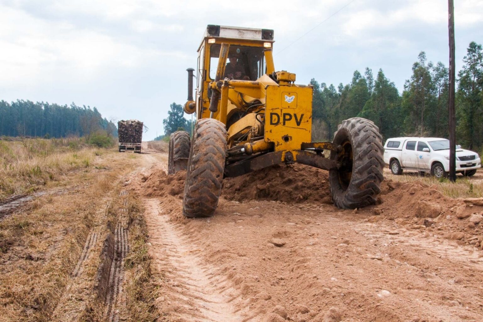 Obras De Conservaci N En Caminos Secundarios Del Departamento