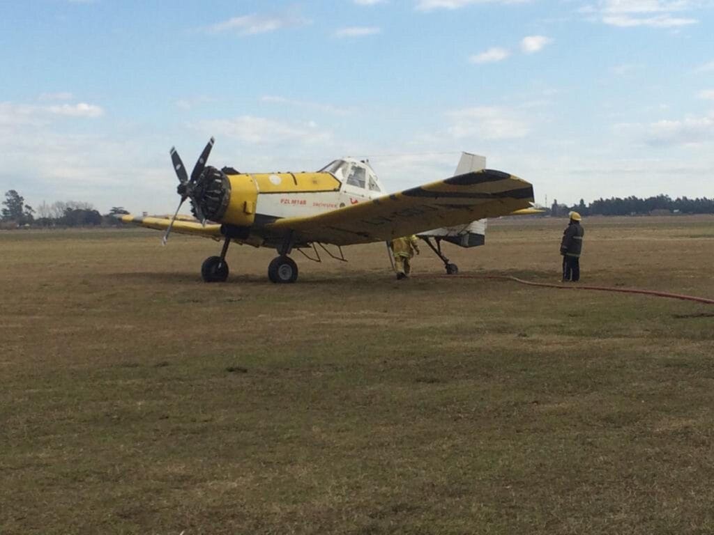 alt="invervino avión hidrante"