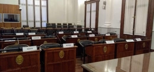 Alt="hospitales cobraran obligatoriamente a privados debate el senado"