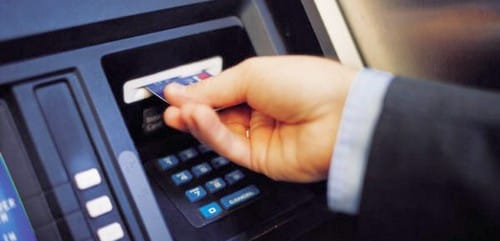 alt="el jueves se inicia el pago de haberes"