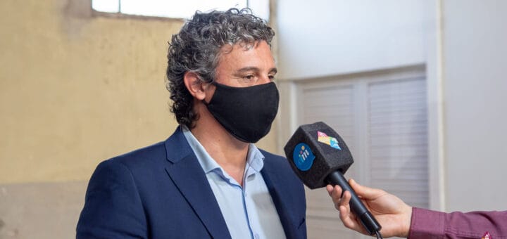 alt="el intendente de Federacion Ricardo Bravo"