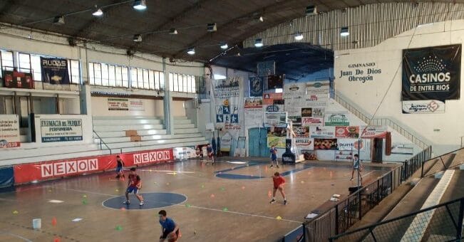 alt="entrenamiento en el club ferrocarril"