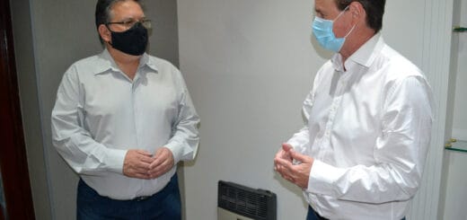 alt="El diálogo entre Bordet y el intendente de Concordia se centró en obras y aperturas"