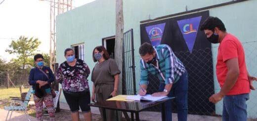 alt="entrega del Programa Mil Evita"