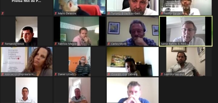 alt="reunión virtual con la mesa del turismo de entre ríos"