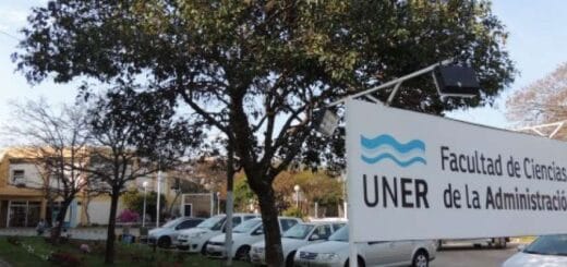 alt="la Facultad de Ciencias de la Administración de la Universidad Nacional de Entre Ríos"
