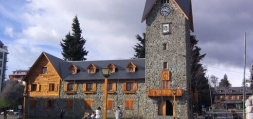 alt="centro cívico de la ciudad de Bariloche@