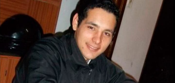 alt="fabricio bermani sonriendo"