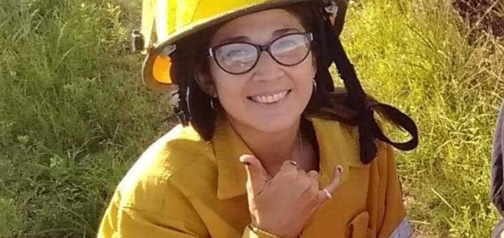 alt="macarena barrios bombero voluntario"