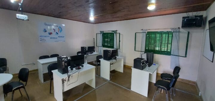 alt="en la fotografía, el Punto Digital de Federación"