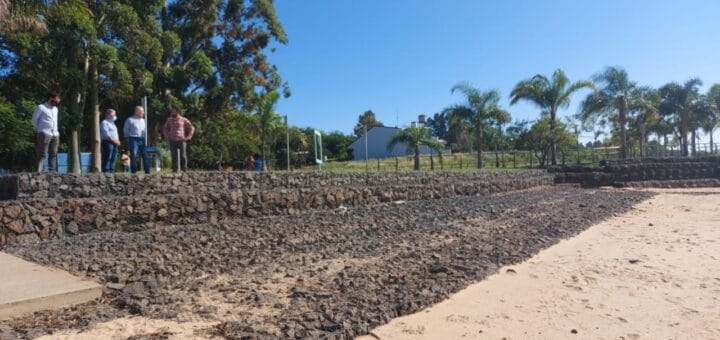 alt="obras de apuntalamiento de costas en santa ana"