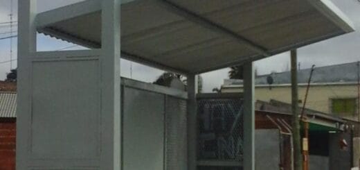 alt="una garita de colectivo"