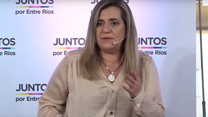 alt="Marcela Antola"