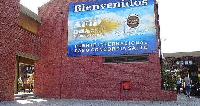 alt="Legislador salteño propone flexibilizar el cierre de fronteras para facilitar el reencuentro de familias que viven a un lado y otro del río"