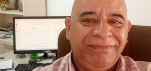 alt="Hoy denunciaron al intendente de Gilbert, Ángel Constantino, por otro abuso sexual, pero continuará trabajando en la Municipalidad"