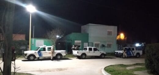 alt="En un procedimiento contra el narcotráfico en Gualeguaychú, la Prefectura detuvo a un policía"