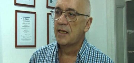 alt="El psicólogo y ex secretario académico Enrique Barés acusado de abusar de tres niñas hace casi 20 años. Podría ser juzgado en Concordia"