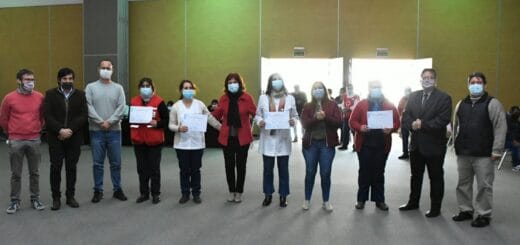 alt="El COES local agasajó al equipo de vacunación contra el Covid-19"