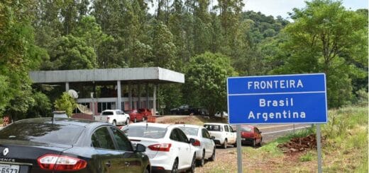 alt="Desde el 1° de octubre se realizará una apertura gradual de las fronteras"