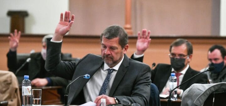 alt="El senador provincial Armando Gay consideró crucial consolidar un Senado Abierto"