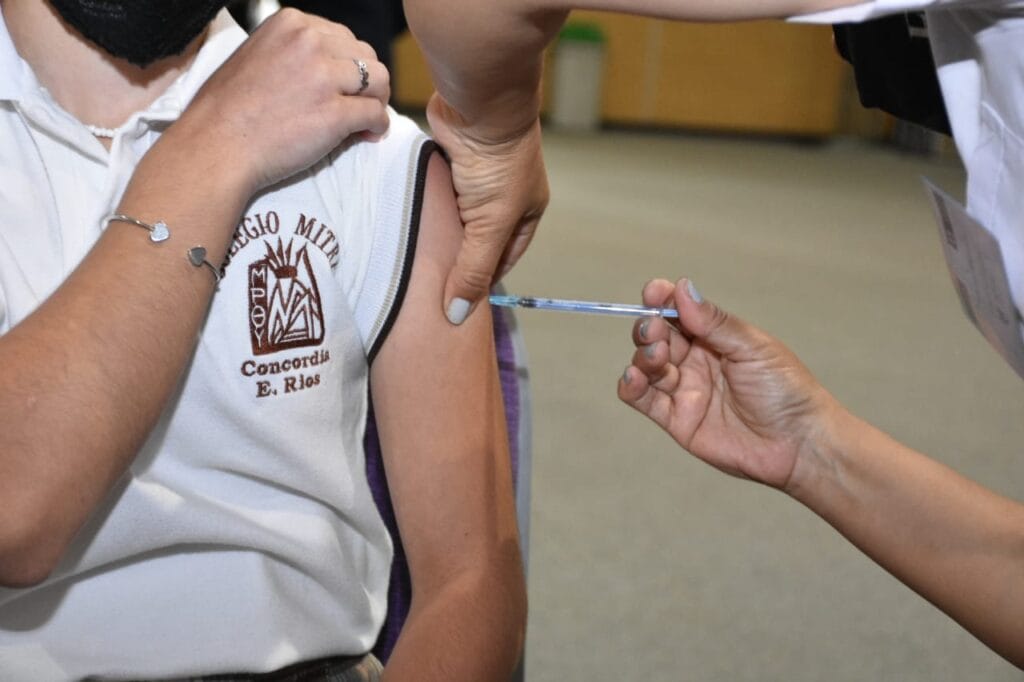 alt="Este jueves y el viernes se llevarán a cabo dos nuevas jornadas de vacunación en distintos sectores de la ciudad"