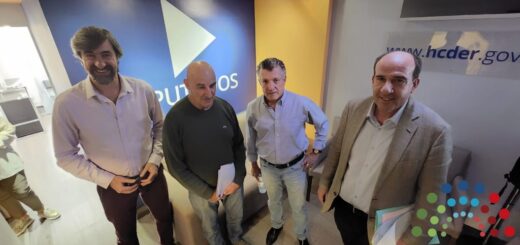 alt="autoridades de la Cámara de Diputados de Entre Ríos visitan las instalaciones de Diputados TV"