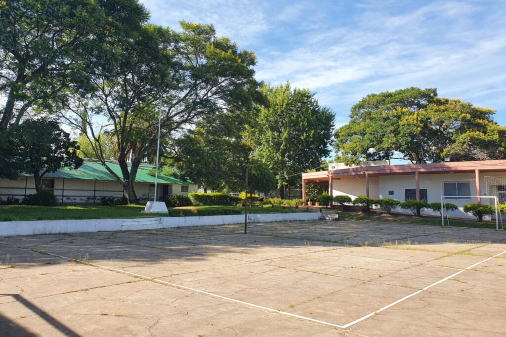 alt="Realizarán una inversión de más de 76 millones de pesos para realizar obras en una escuela agrotécnica de Chajarí"