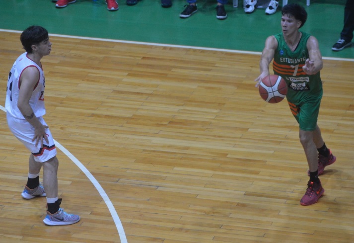 alt="El Club Estudiantes Concordia derrotó 69 a 62 a Pilar en el Gigante Verde y obtuvo la séptima victoria de la temporada"