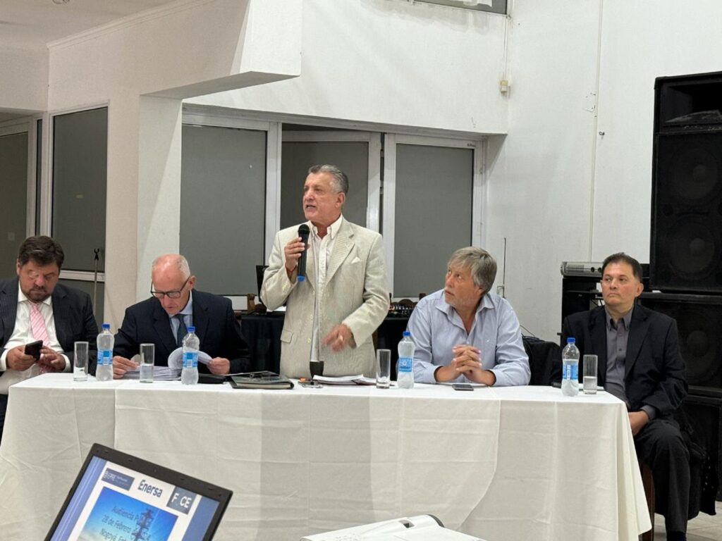 alt="En audiencia pública, se plantearon cambios en el procedimiento de adecuación de costos de distribución de la energía eléctrica"