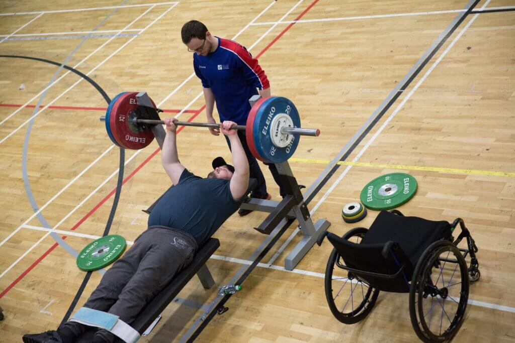 alt="Clínica Gratuita de Parapowerlifting en Concordia este 30 de agosto. Aprende de expertos y el COPAR"