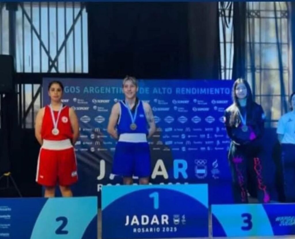 alt="boxeadora concordiense obtuvo la medalla de bronce en la categoría 57 kg femenino"