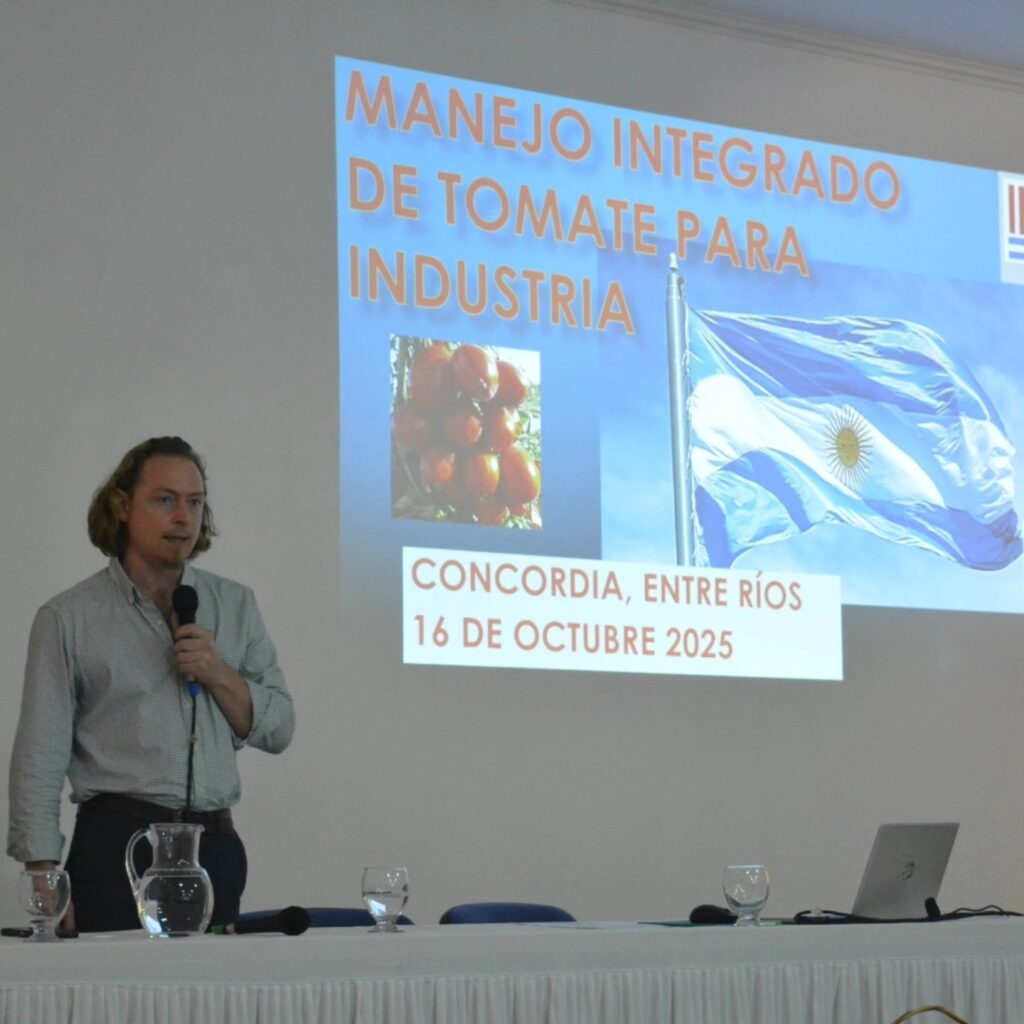 alt=" La Jornada Hortícola 2025 en Concordia reunió a expertos en tomate, batata y fertirrigación. ¿Cuáles son los desafíos?"