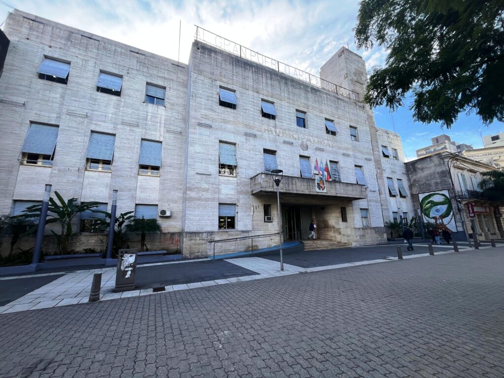 alt="La gestión a favor del capital privado en Concordia quedó expuesta tras el desplazamiento de una funcionaria municipal"