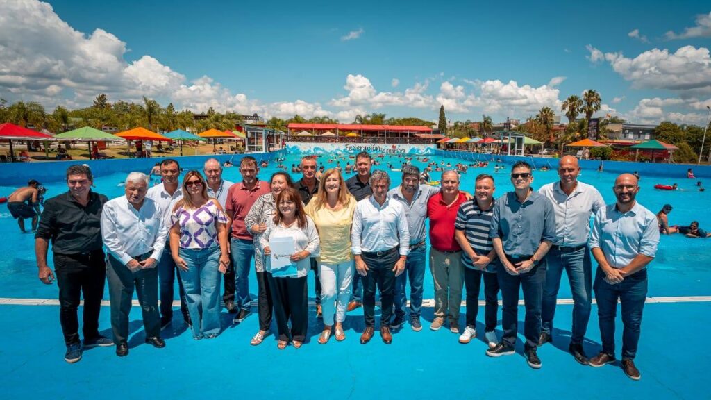 alt="El intendente de Fedeación, Ricardo Bravo, presentó su renuncia a la presidencia de la Liga de Intendentes Justicialistas, cargo que detentaba desde mediados de febrero del año en curso"