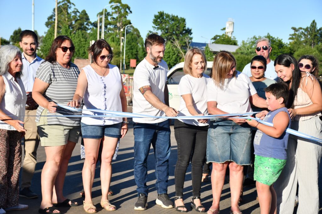 alt="El municipio inauguró la repavimentación en Benito Legerén. La obra demandó 160 millones de pesos de fondos propios"