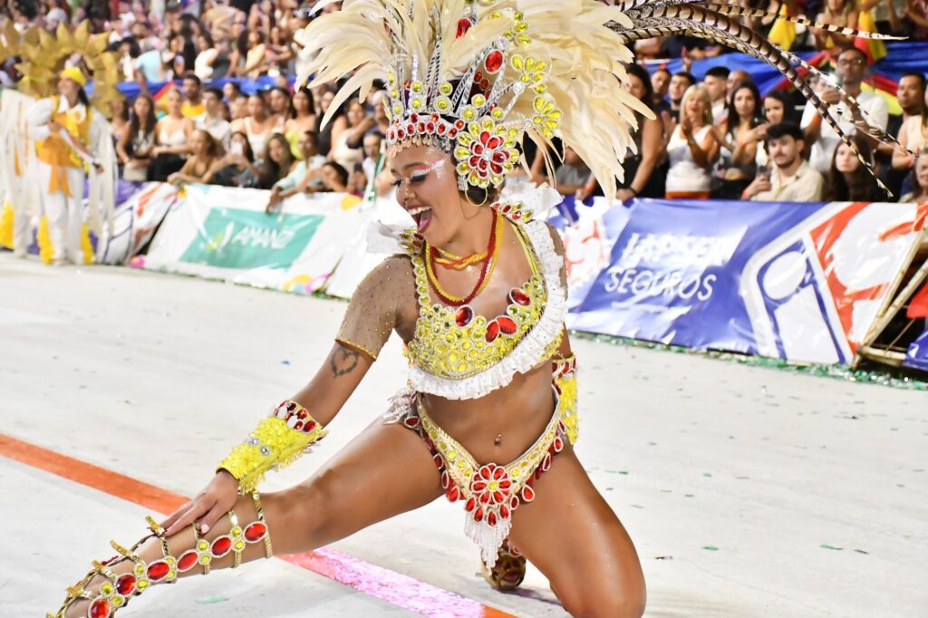 alt="Abril Fleita fue la ganadora del rubro Reina de Batería"