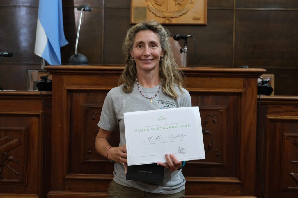 alt="María Laura Arrizabalaba,