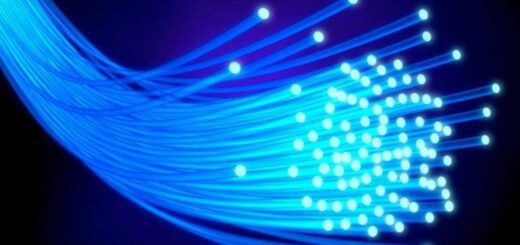 alt="cables de fibra óptica"
