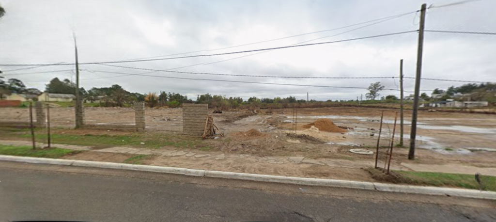 alt="el humedal La Bianca después de las obras y del relleno"