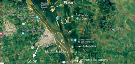 alt="Vista aérea del río Uruguay entre Colón y Paysandú, escenario del conflicto por la refinería de hidrógeno verde en Paysandú frente a Colón"