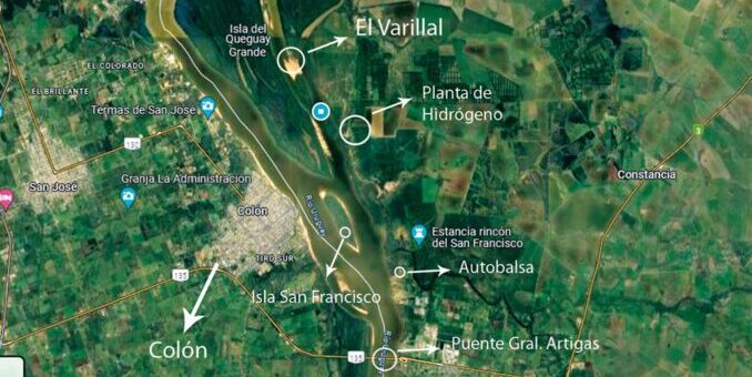 alt="Vista aérea del río Uruguay entre Colón y Paysandú, escenario del conflicto por la refinería de hidrógeno verde en Paysandú frente a Colón"