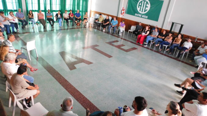 alt="Asamblea de delegados de ATE Entre Ríos para definir acciones frente a la reforma previsional Entre Ríos"