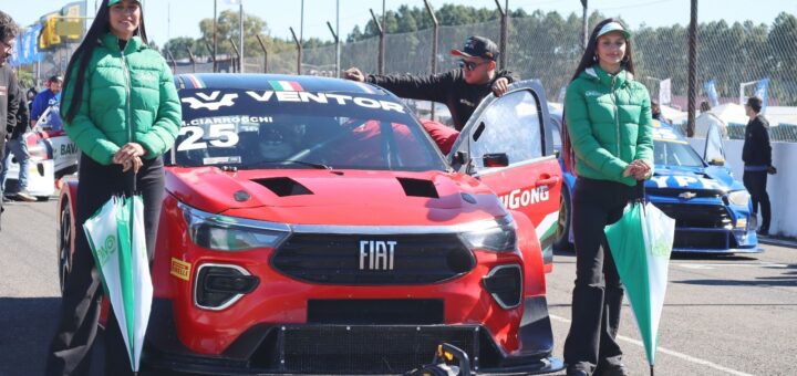 alt="Auto de competición Fiat en el autódromo local, clave para el impulso del turismo en Concordia en mayo de 2026"
