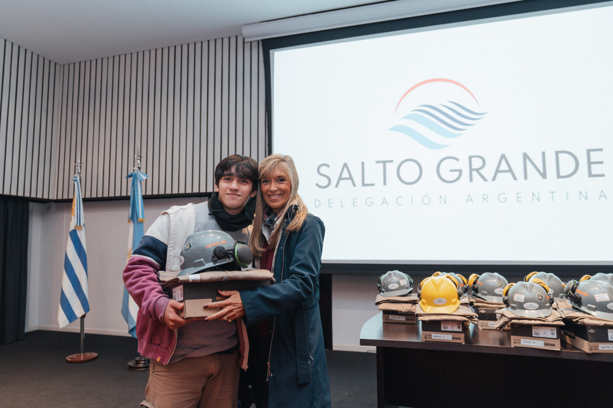 alt="Alumno participando de las Prácticas Profesionales Supervisadas 2026 en Salto Grande"